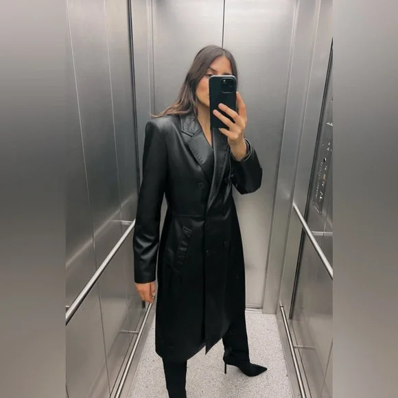 Zara Women's Sleek Black Leather Jacket